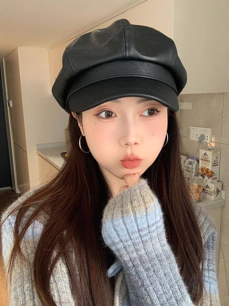 Plain Faux Leather Newsboy Cap