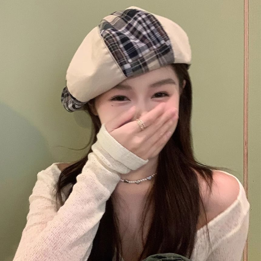 Plaid Panel Beret