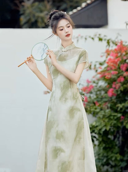 Set: Short-Sleeve Tie Dye Side-Slit Maxi Qipao + Spaghetti Strap Plain Slip Dress