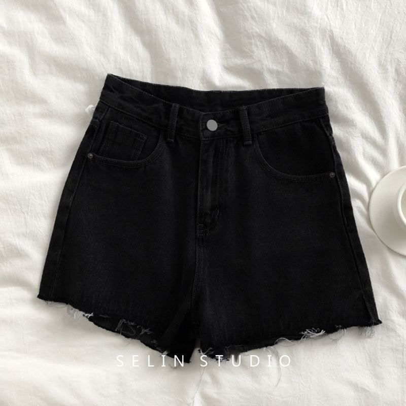 Mid Rise Frayed Denim Hot Pants
