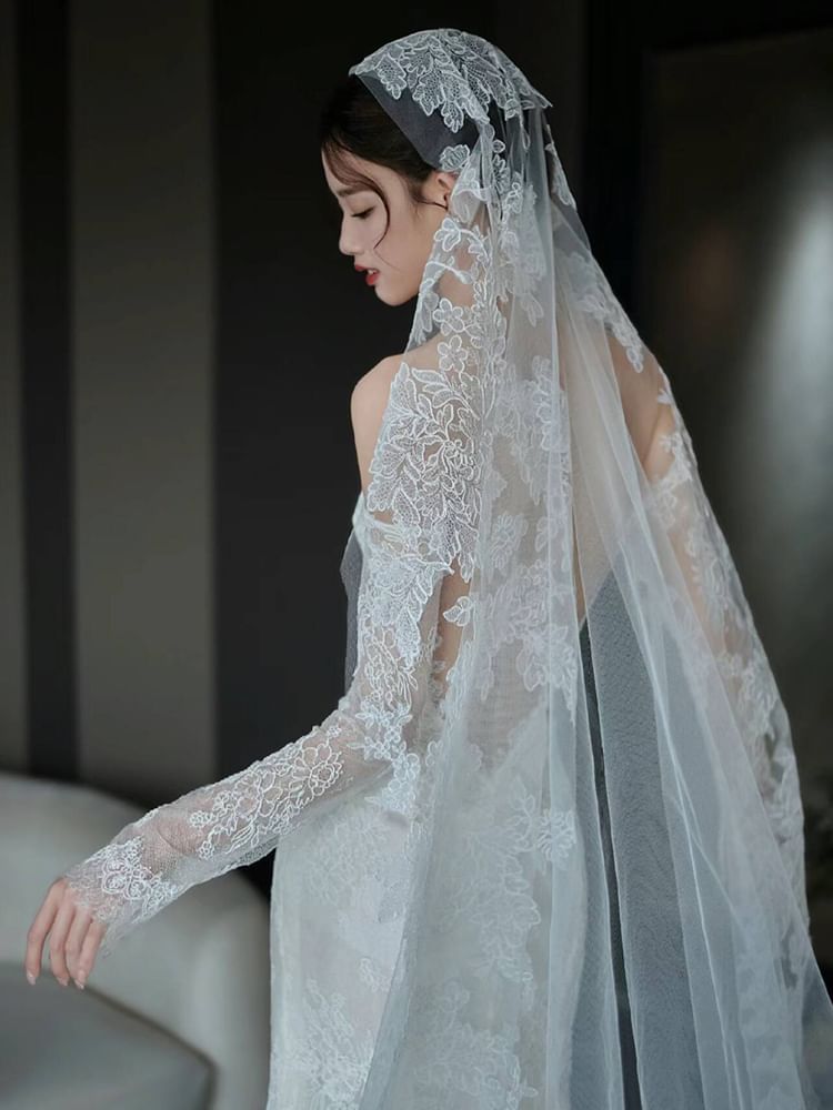 Off-Shoulder Long Sleeve Mermaid Lace Wedding Gown