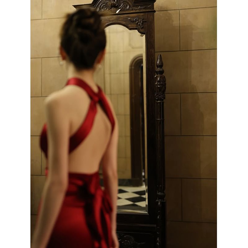 Evening Ruched Sheath Satin Gown Plain Halter