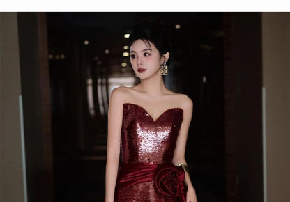 Sweetheart Neck Flower Detail Sequin Panel Mesh Sheath Tube Evening Gown