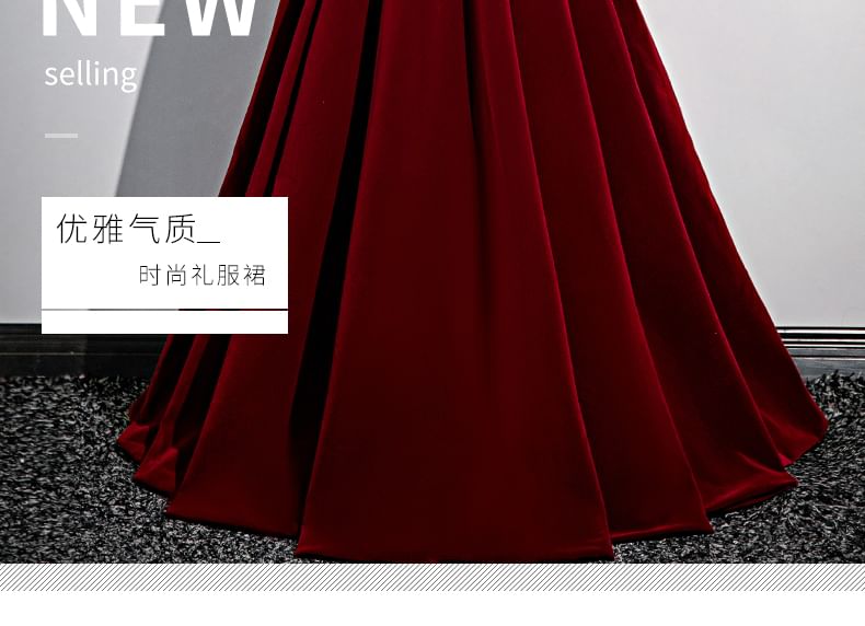 Short-Sleeve Sweetheart-Neckline Faux Pearl Strap A-Line Evening Gown