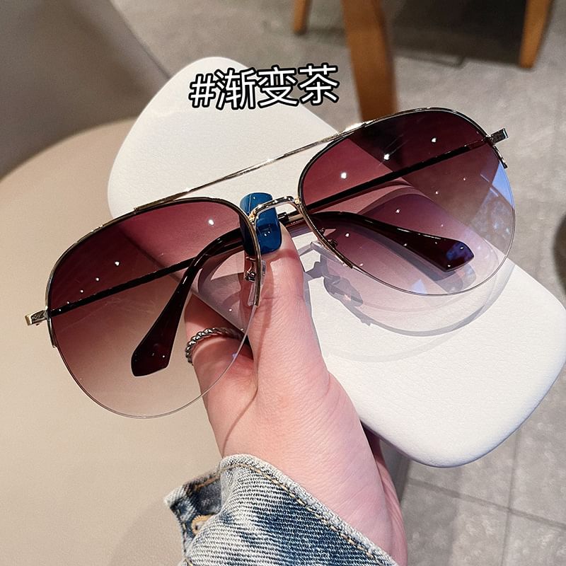 Gradient Aviator Sunglasses