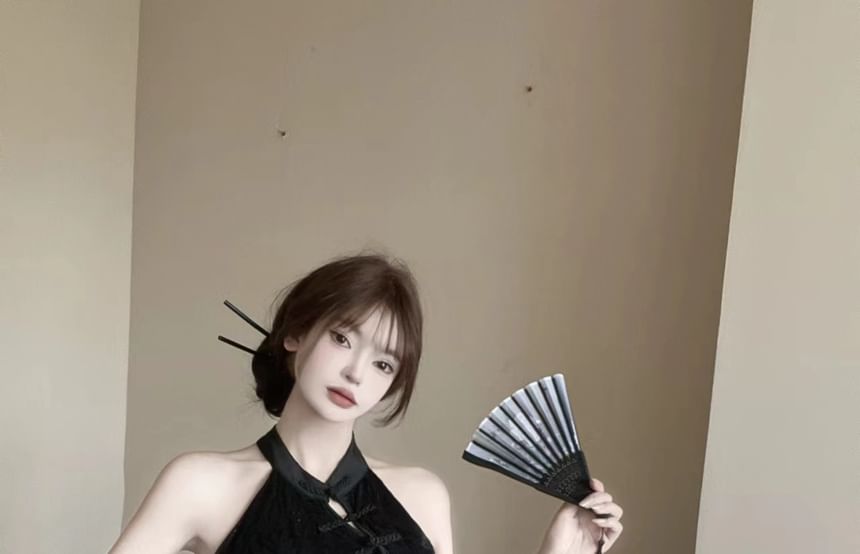 Sleeveless Halter Jacquard Mini Qipao