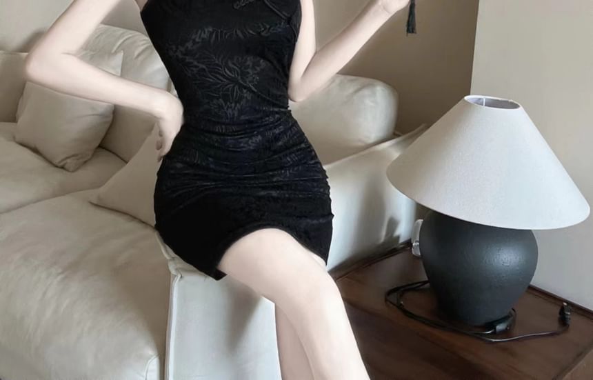 Sleeveless Halter Jacquard Mini Qipao