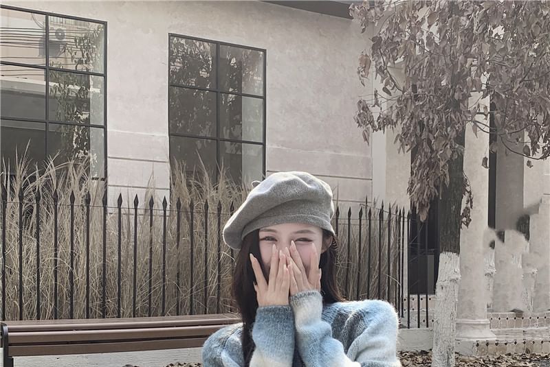 Gradient Crewneck Crop Cardigan