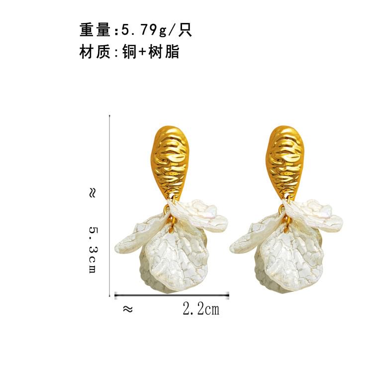 Petal Drop Earring