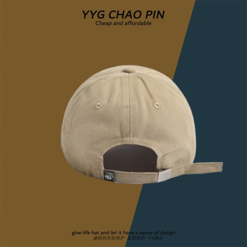Bear Embroidered Baseball Cap