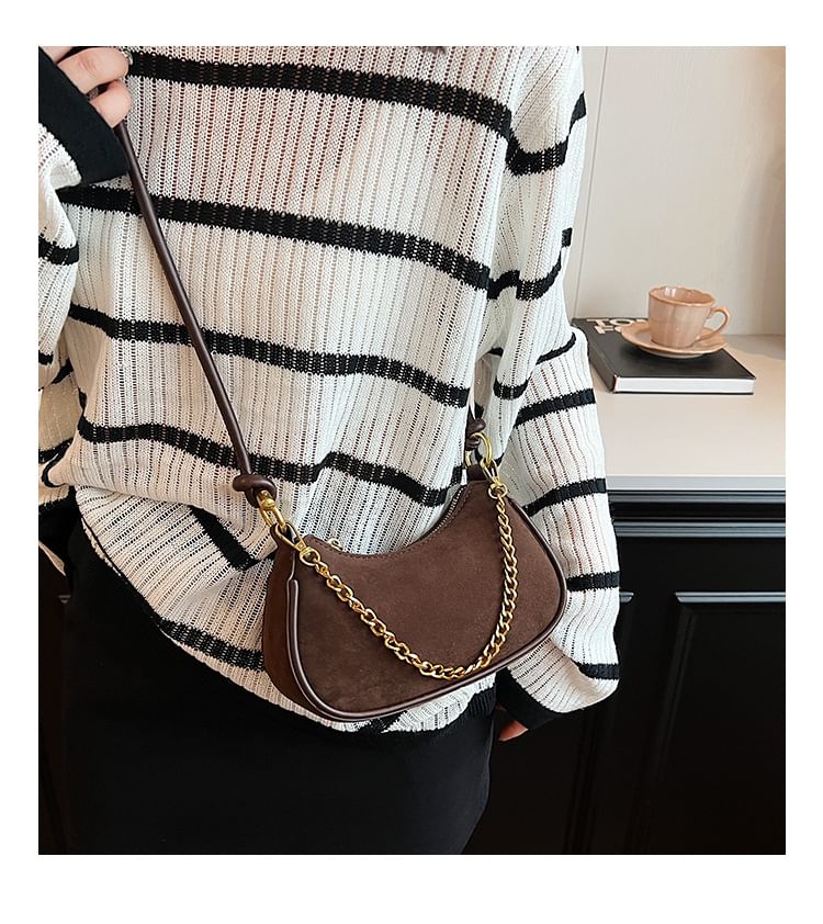 Chain Strap Crossbody Bag