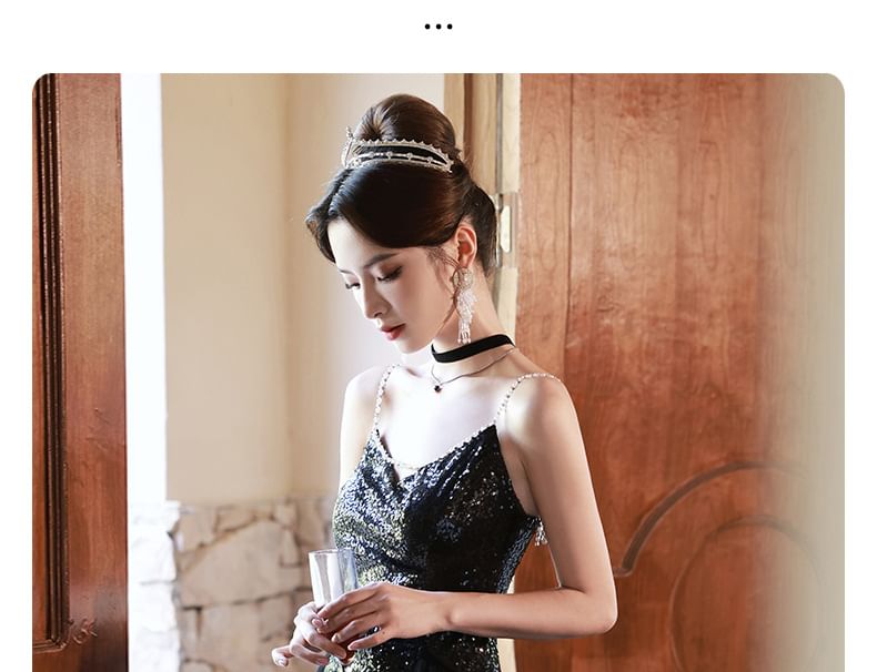 Spaghetti Strap Slit Sequin Mesh A-Line Evening Gown