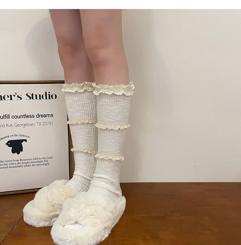 Lace Trim Knee High Socks