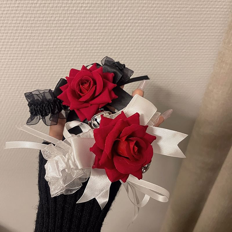 Rose Bell Tulle Choker