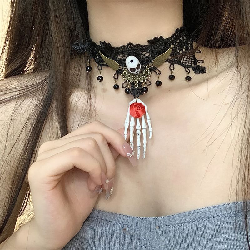 Skull Lace Choker / Earring