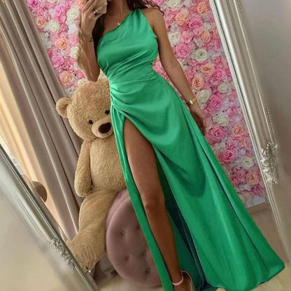 Sleeveless One Shoulder Plain Ruched Slit Sheath Evening Gown