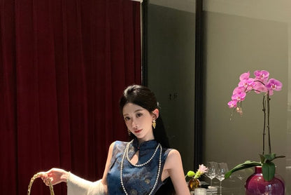 Sleeveless Floral Print Keyhole Maxi Sheath Qipao / Plain Fringe Shawl