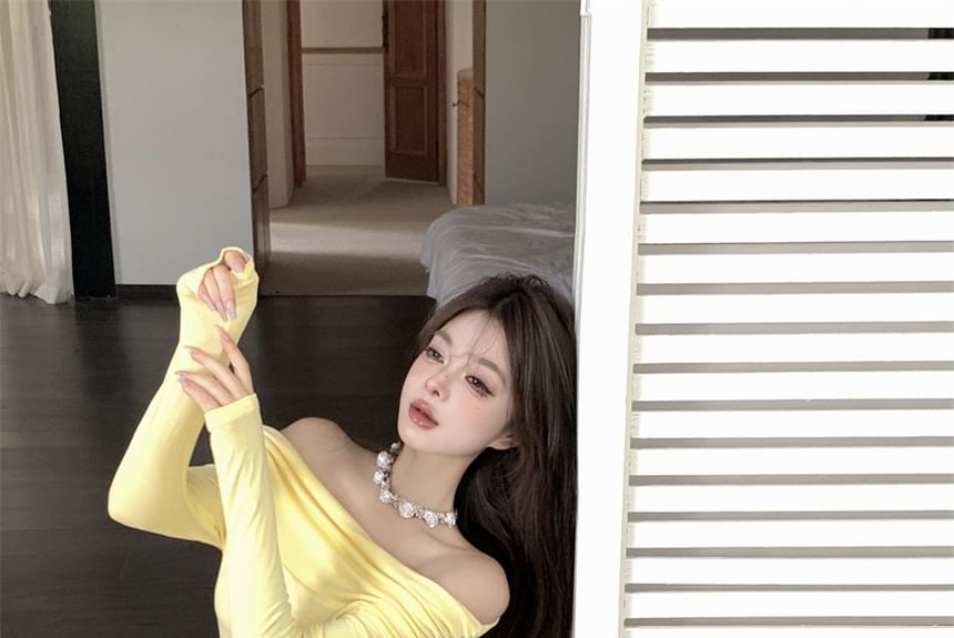 Set: Long-Sleeve Off-Shoulder Plain Crop Slim Fit Tee + High Waist Maxi A-Line Skirt