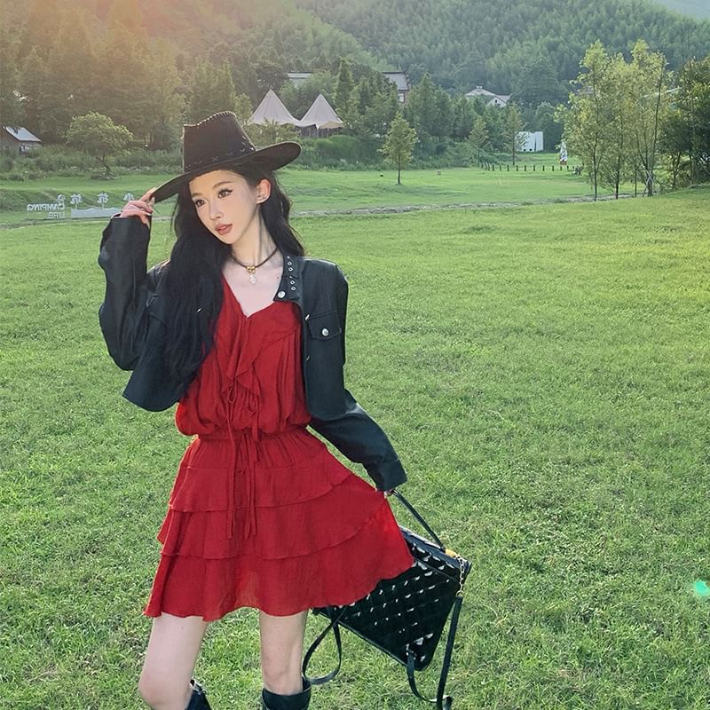 Set: Long-Sleeve V-Neck Plain Blouse + Tiered Mini A-Line Skirt