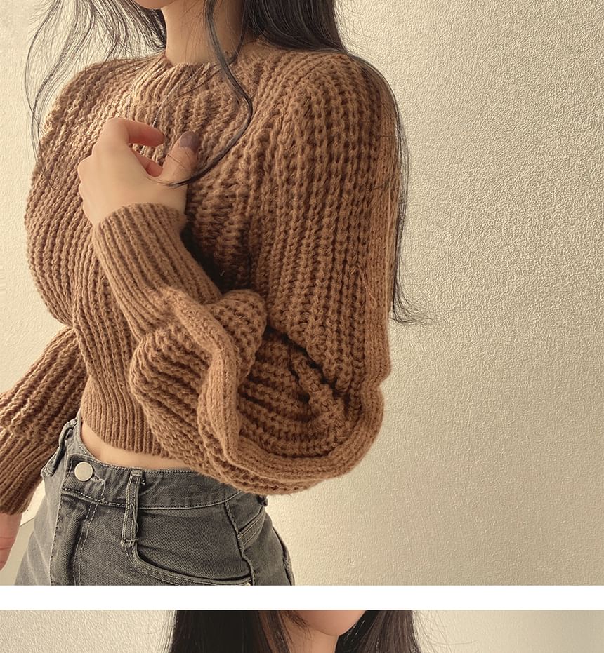 Soft Bubble-Sleeve Cropped Sweater