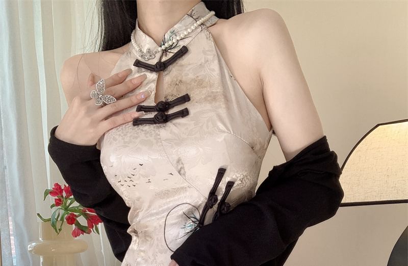 Sleeveless Keyhole Floral Print Maxi Qipao / Plain Shrug / Set