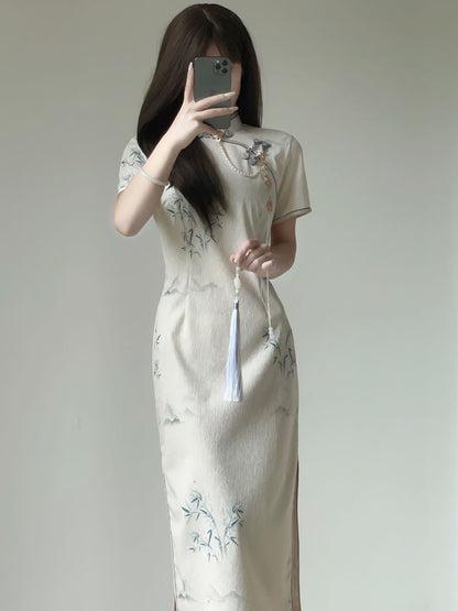 Short Sleeve Mandarin Collar Bamboo Print Midi Qipao