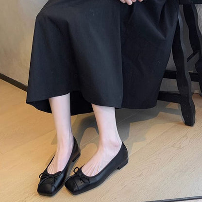 Cap Toe Bow Low Heel Pumps