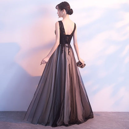 Sleeveless V-Neck Lace A-Line Evening Gown