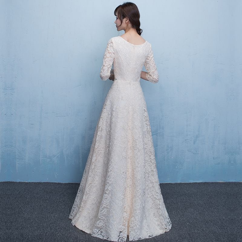 3/4-Sleeve V-Neck Floral Lace A-Line Evening Gown