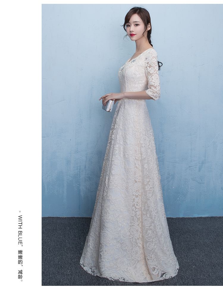 3/4-Sleeve V-Neck Floral Lace A-Line Evening Gown