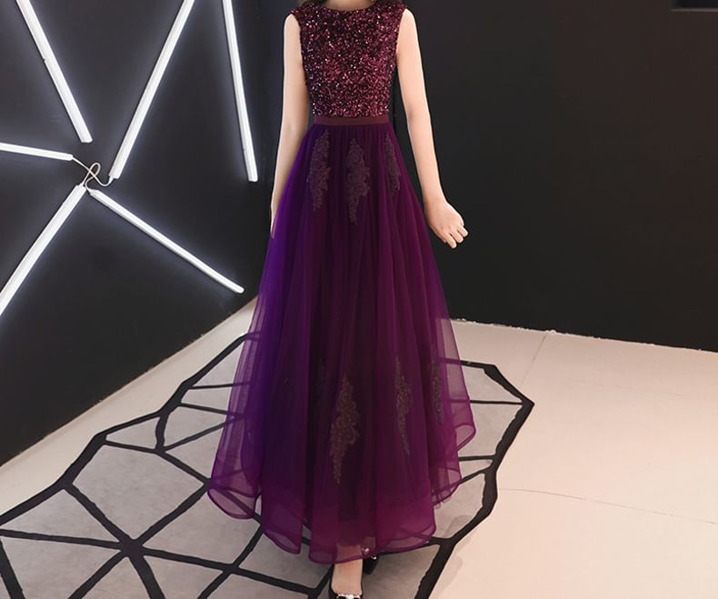 Sleeveless Round Neck Sequin Maxi A-Line Evening Dress