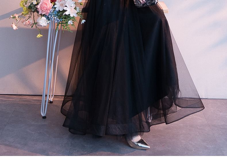 3/4-Sleeve V-Neck Lace A-Line Evening Gown / Asymmetrical Cocktail Dress
