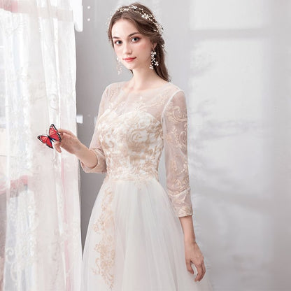 3/4-Sleeve Scoop Neck Mesh A-Line Wedding Gown