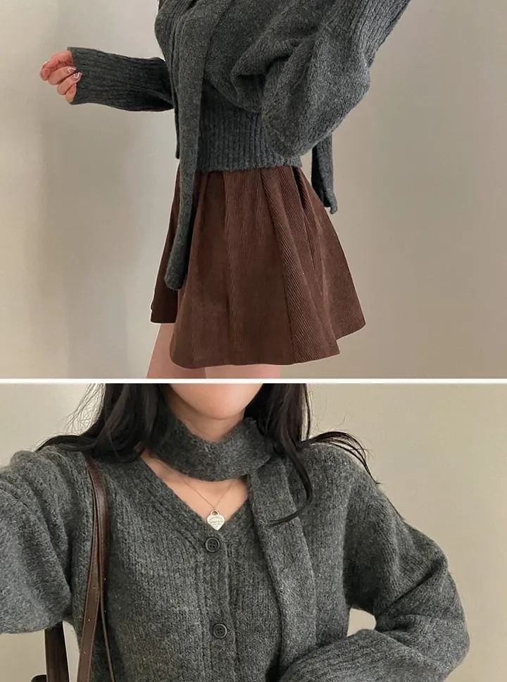 Long Sleeve V-Neck Crop Cardigan with Choker
