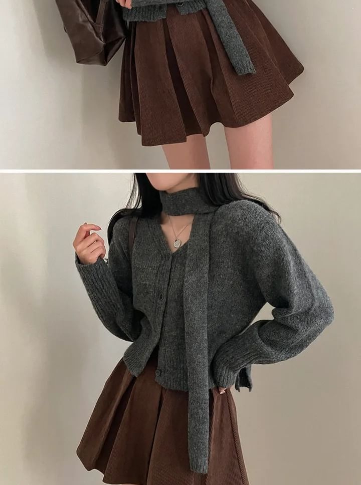 Long Sleeve V-Neck Crop Cardigan with Choker