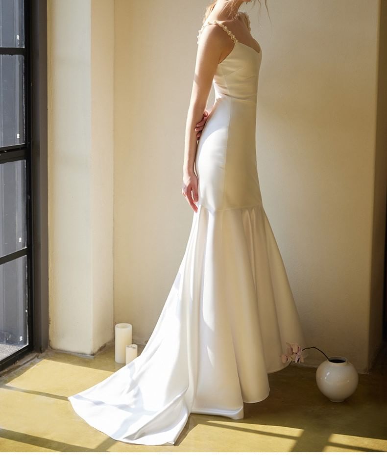 Faux Pearl Strap V-Neck Plain Trained Satin Trumpet Wedding Gown