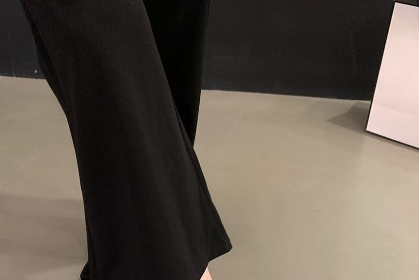 Pointed Toe Bow Flats