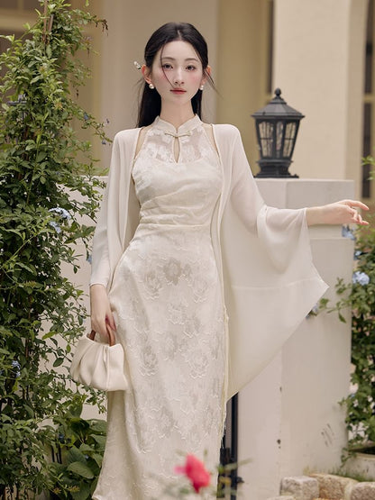 Set: Halter Neck Stand Collar Floral Jacquard Ruched Frog Buttoned Midi Sheath Qipao + Plain Fringed Open Front Long Light Jacket