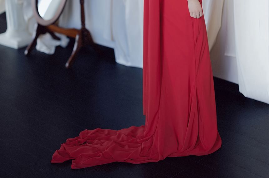 Strapless Neckline Plain Ruched Sheath Evening Gown