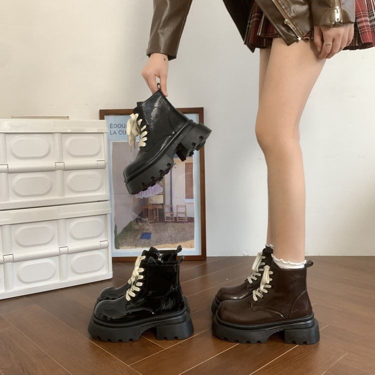 Platform Lace-Up Shorts Boots