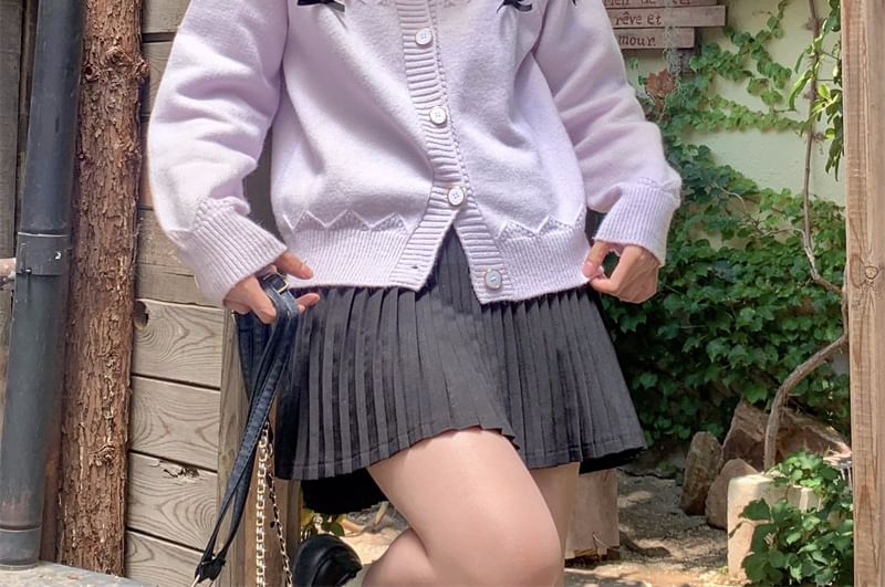 Crewneck Button Up Knit Cardigan