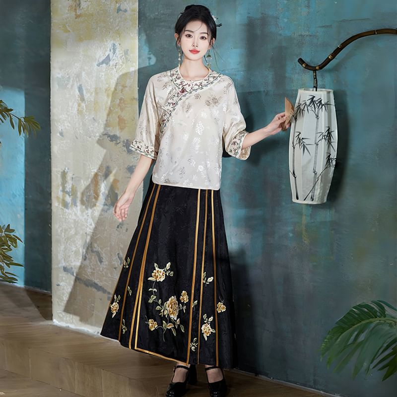 Traditional Chinese 3/4-Sleeve Crew Neck Floral Embroidered Jacquard Frog Buttoned Blouse / High Rise Contrast Trim Maxi A-Line Skirt / Set