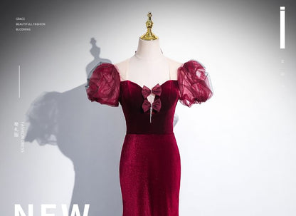 Short-Sleeve Sweetheart Neckline Trained Velvet Sheath Evening Gown