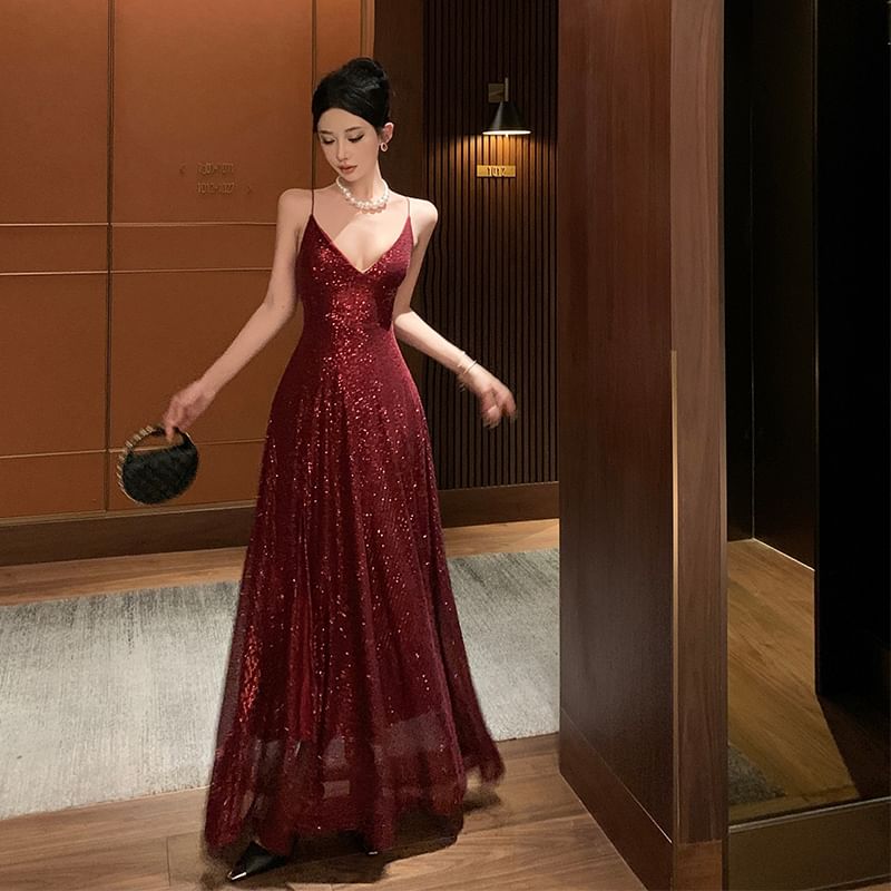 Spaghetti Strap V-Neck Plain Sequin A-Line Evening Dress