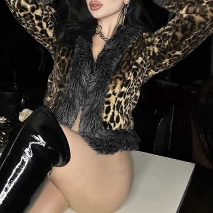 Collared Leopard Patterned Panel Faux Fur Hook And Eye Jacket