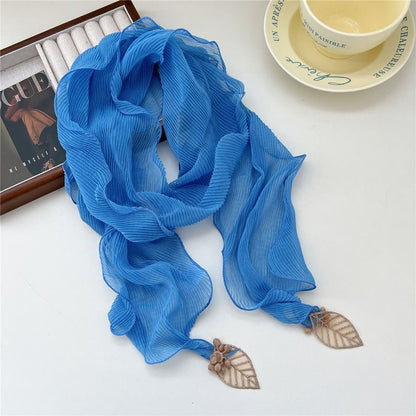 Leaf Detail Ribbed Ruffle Scarf