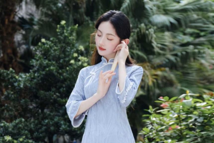 3/4 Sleeve Floral Print Midi Sheath Qipao / High Rise Plain Lace Maxi A-Line Skirt