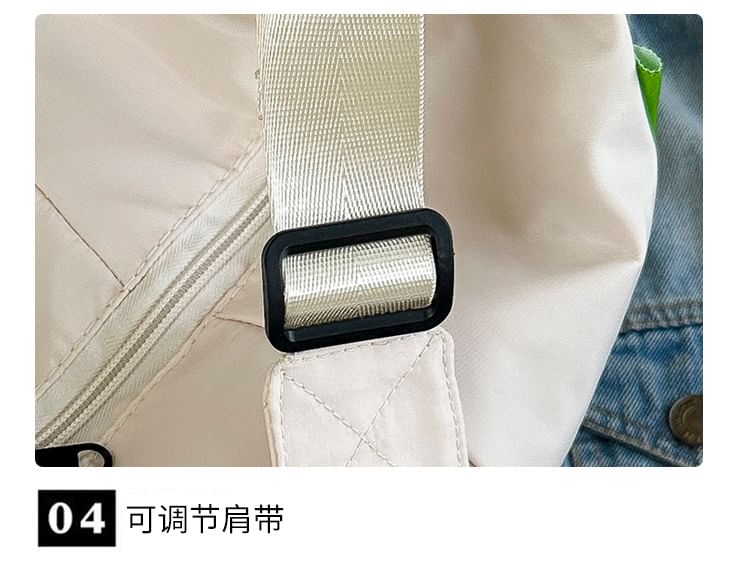Plain Zip Shoulder Bag