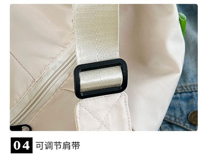 Plain Zip Shoulder Bag