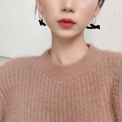 Ribbon Dangle Earring / Clip On Earring